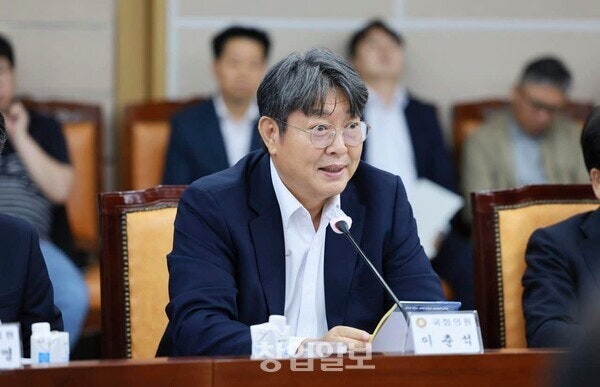 이춘석 의원누구인가? 학력,논란, '차명 주식거래 의혹'으로 경찰 조사! 파헤치기!